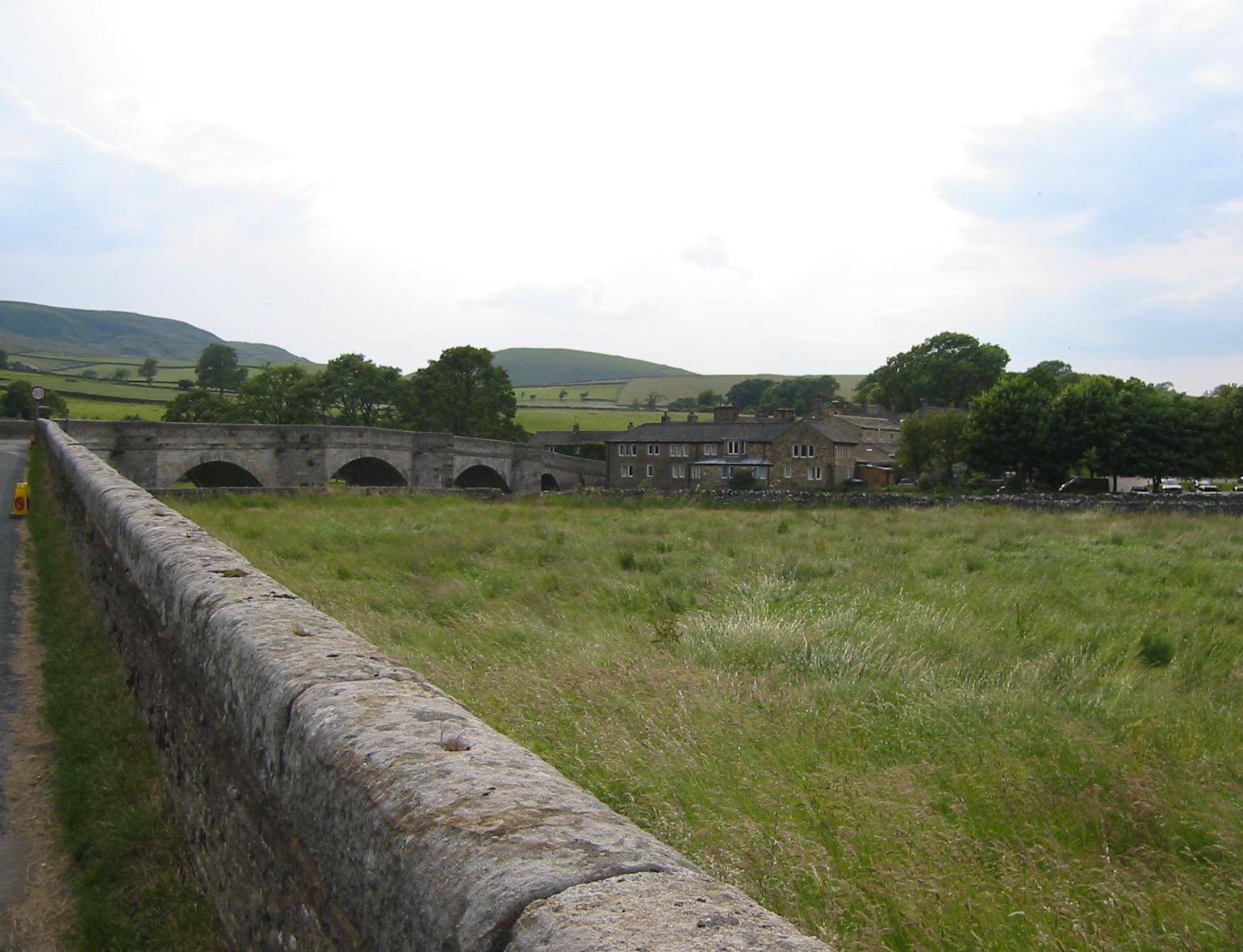 dales-way-day1-3 Burnsall Bridge