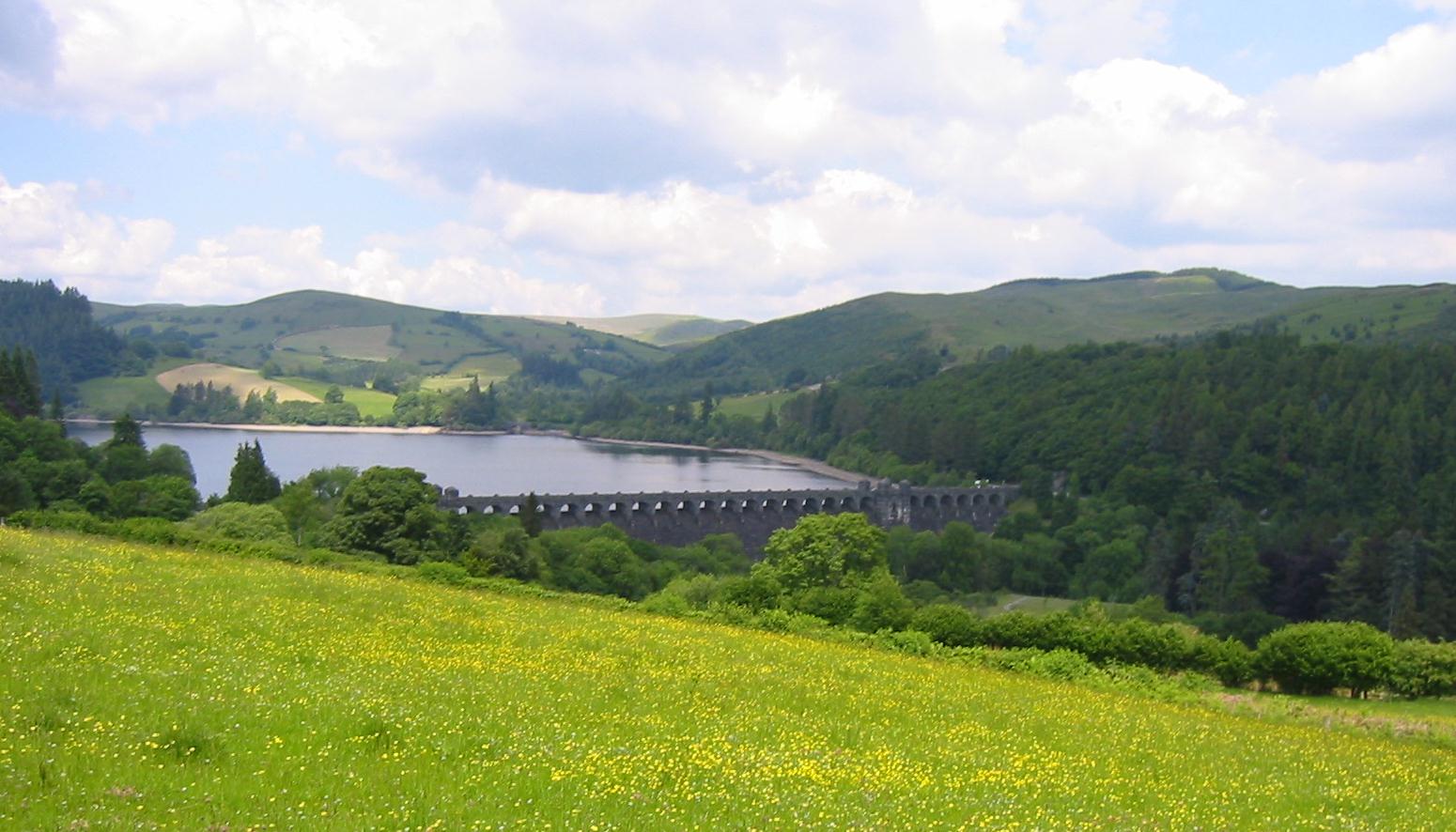 The dam at Lake Vyrnway