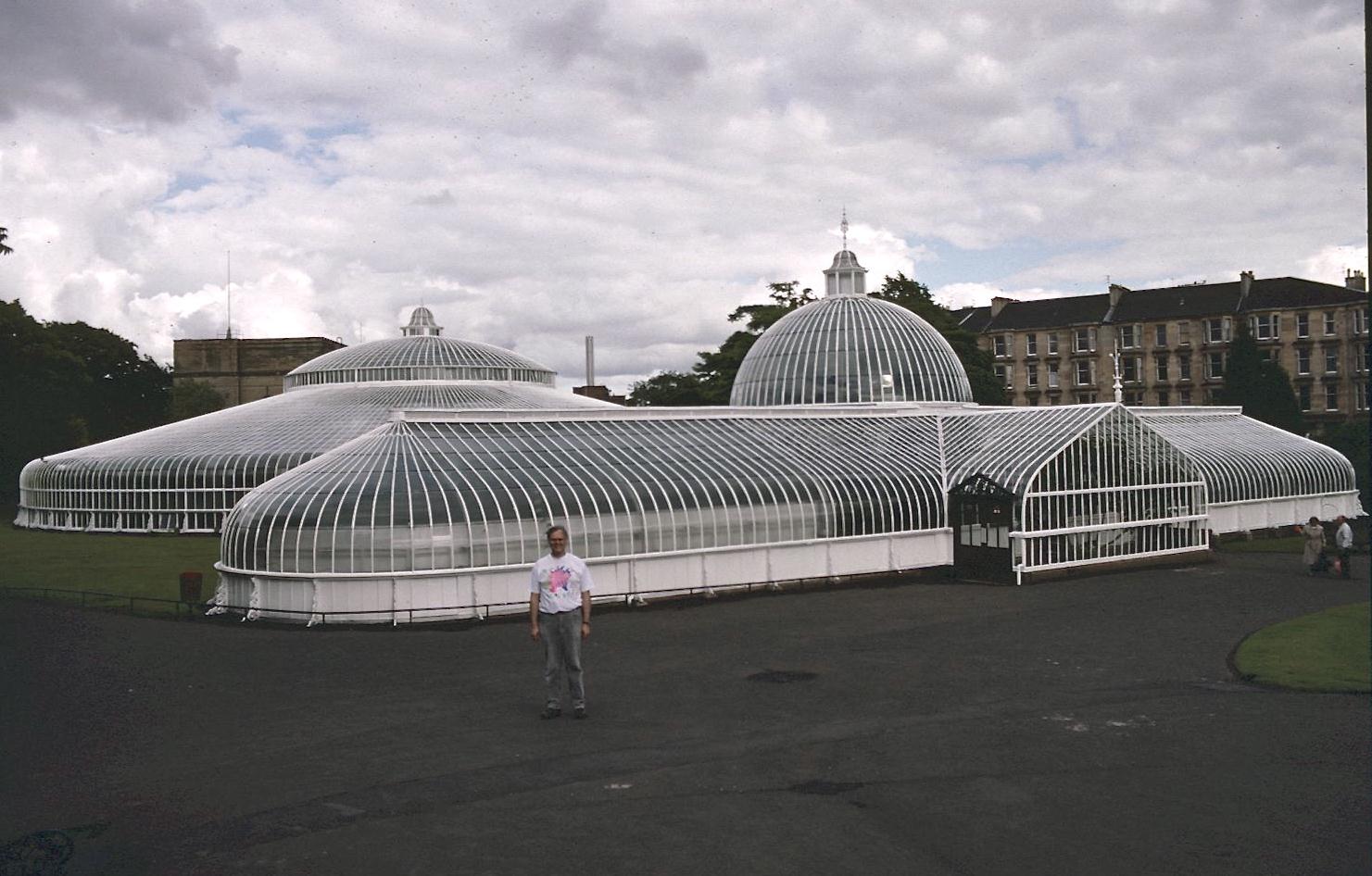 I pose in front of Glasgow’s Kibble Palace.