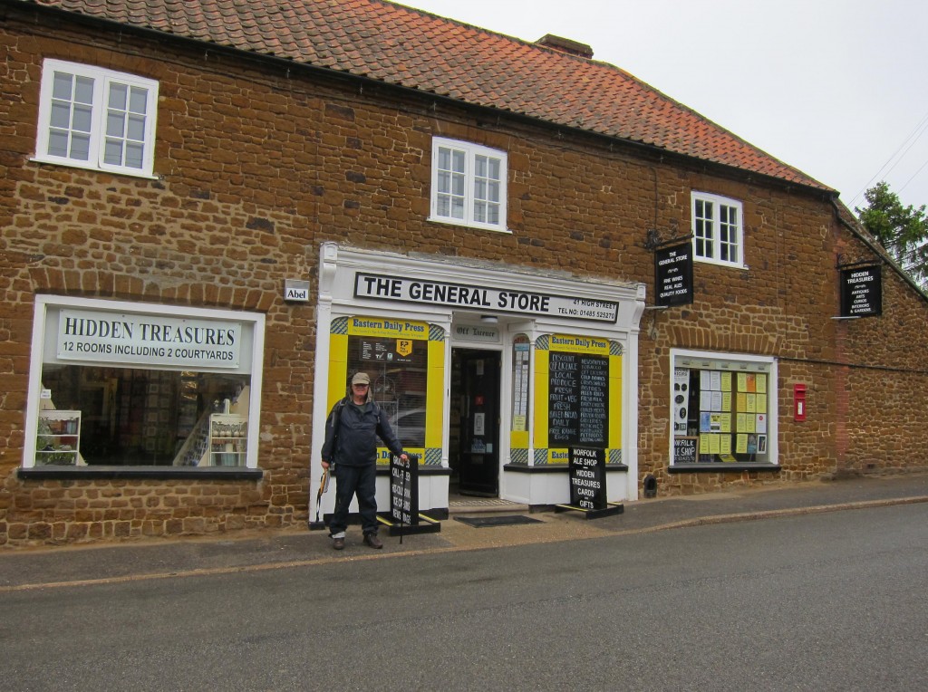 In raingear, I reach Ringstead.