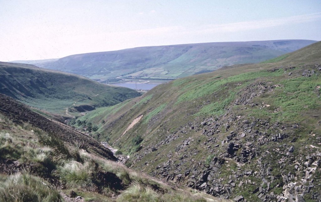 Along Clough Edge, with the Torside Reservoir in the distance