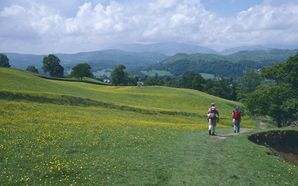 Final stages of the descent from Wansfell Pike