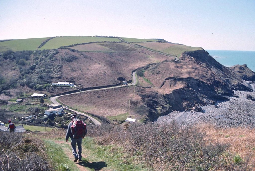 The descent to Millook Haven