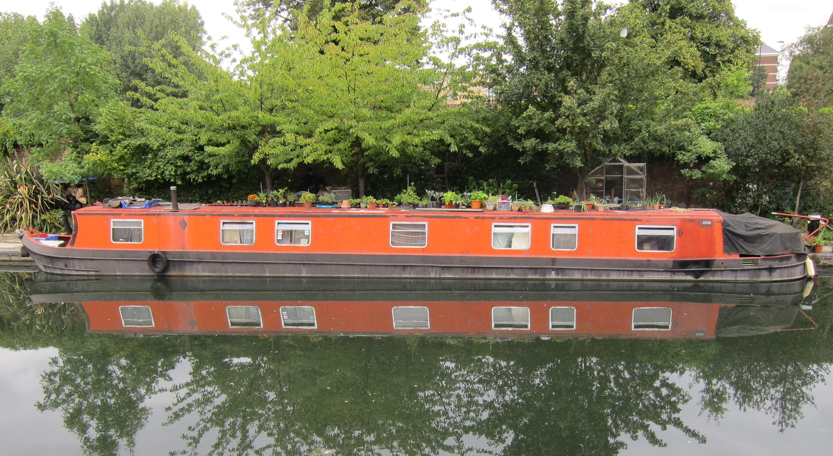 The narrowboat – you will see many of these vessels on your Thames walk.