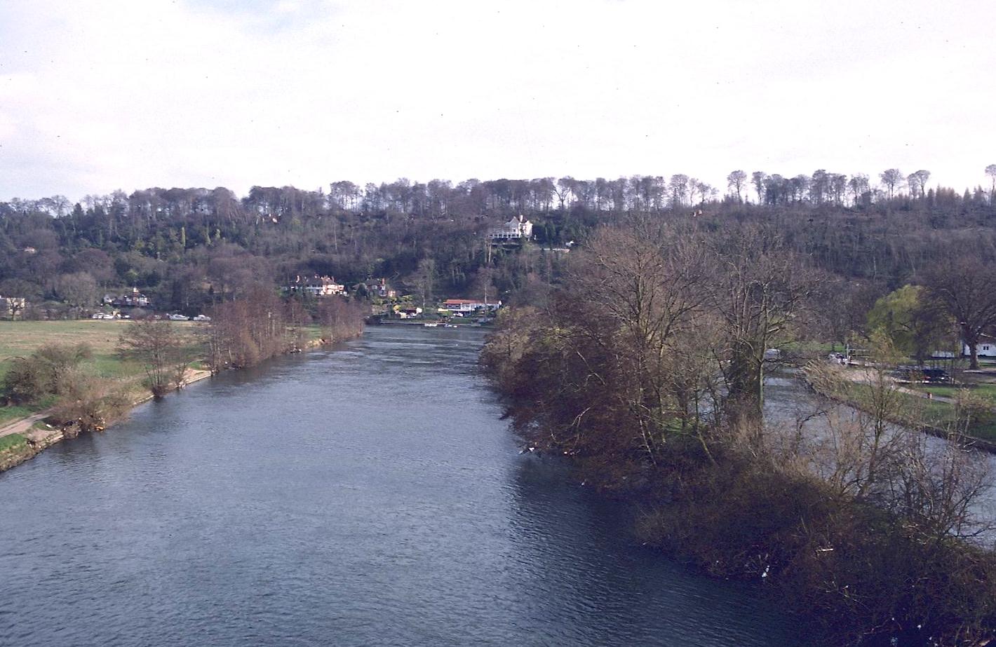 The Thames from the A404 road bridge near Marlow