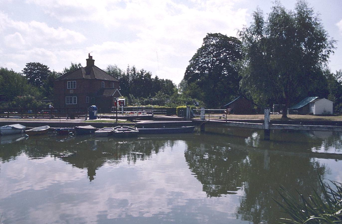 Shiplake Lock