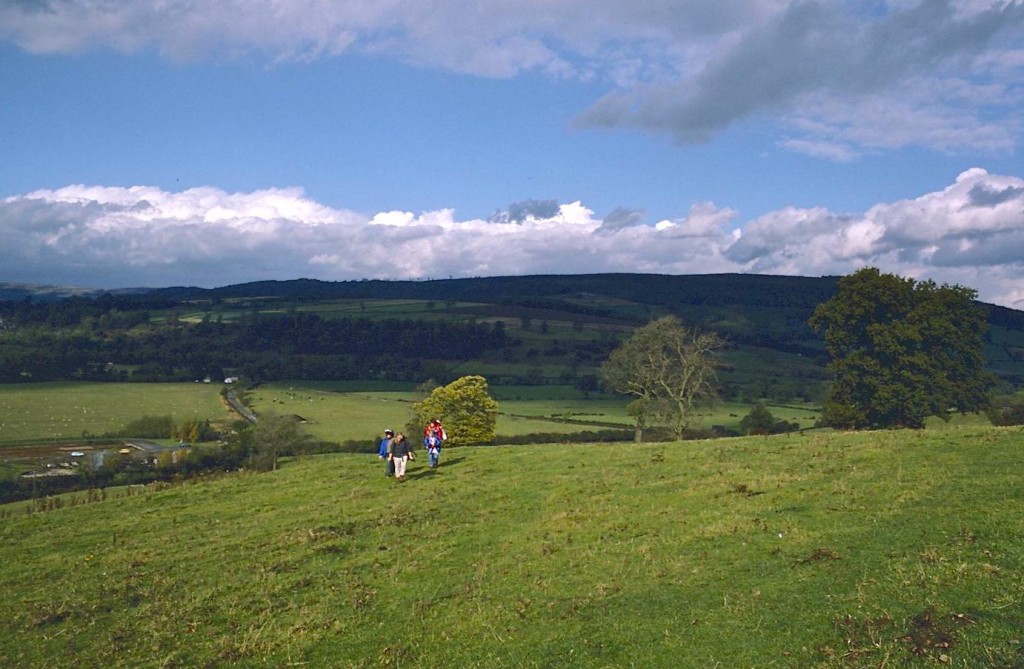 Climbing up to Stanton-in-Peak