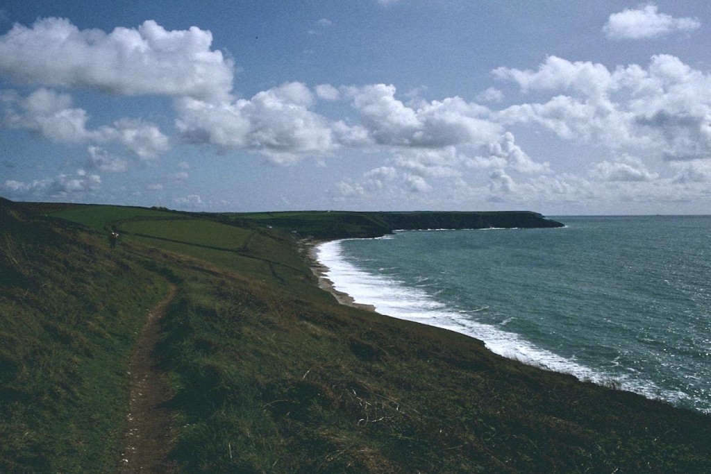Approaching Gunwalloe Fishing Cove