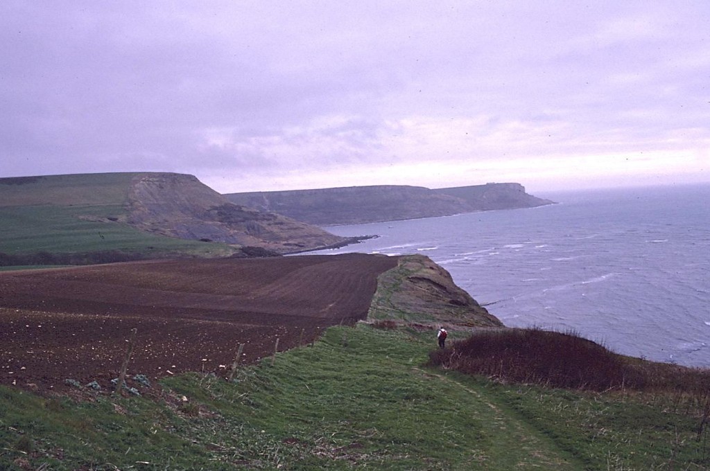 The descent to Egmont Bight