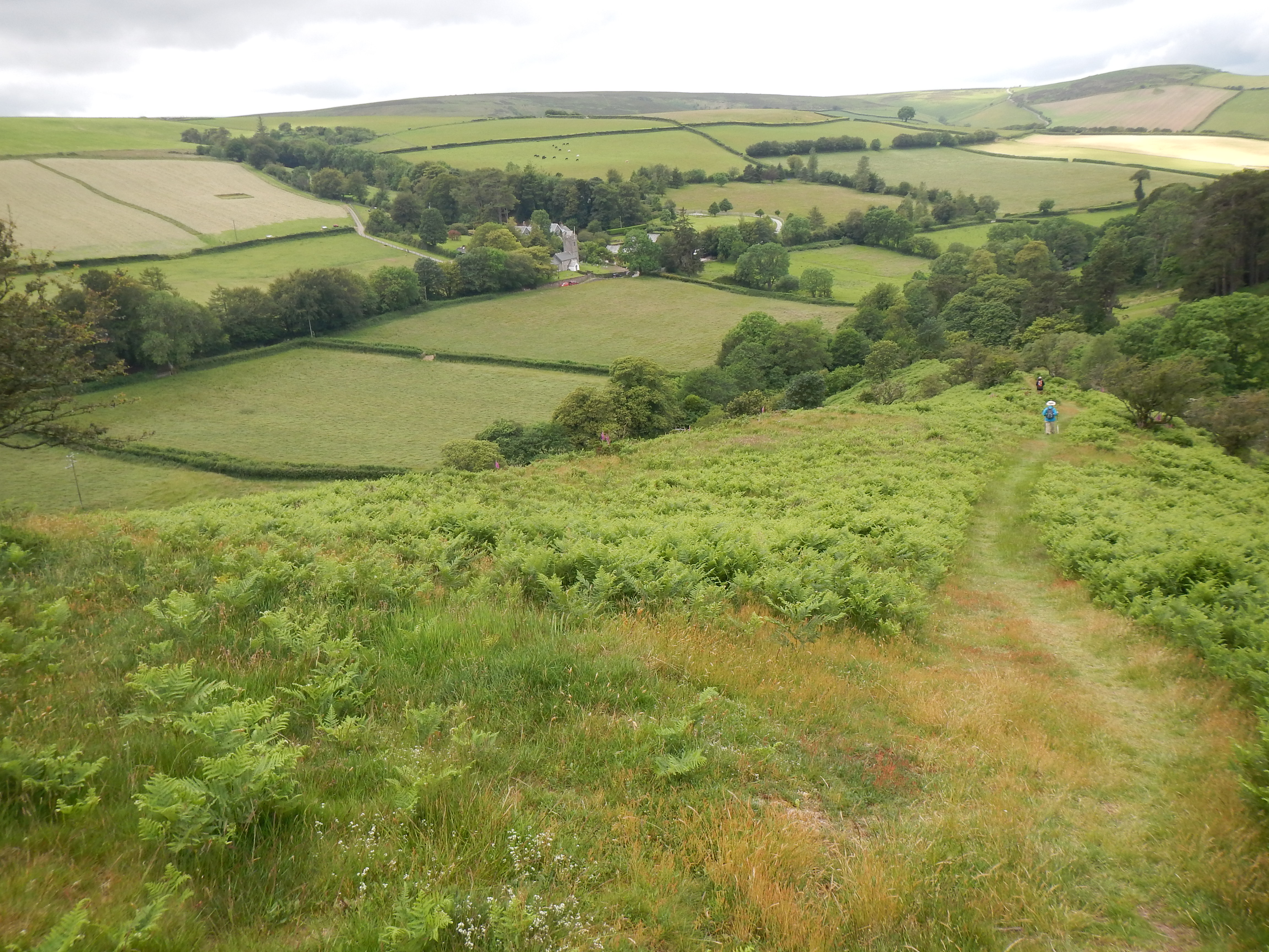 Distant view of Oare.